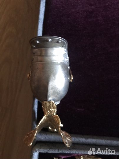 Рюмки материал-бронза,золочение,серебрение