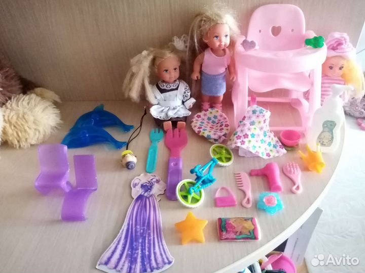 Набор пренодлежностей для кукольного домика