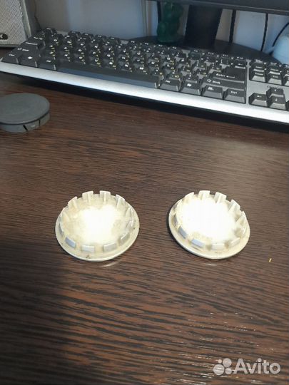 Колпачок ступицы Subaru 59/55 алюмин и пластик R17