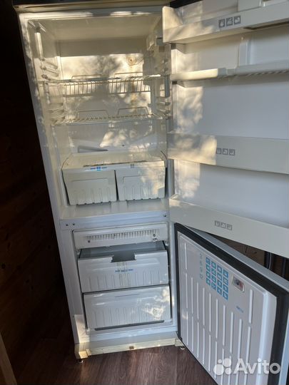 Холодильник бу stinol