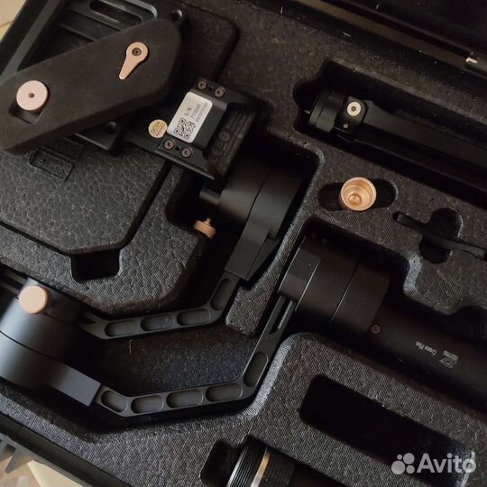 Стабилизатор zhiyun crane plus