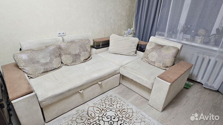 Угловой диван бу