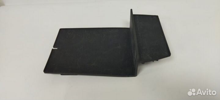 Коврик в подлокотник Volvo XC70 Cross Country 2007