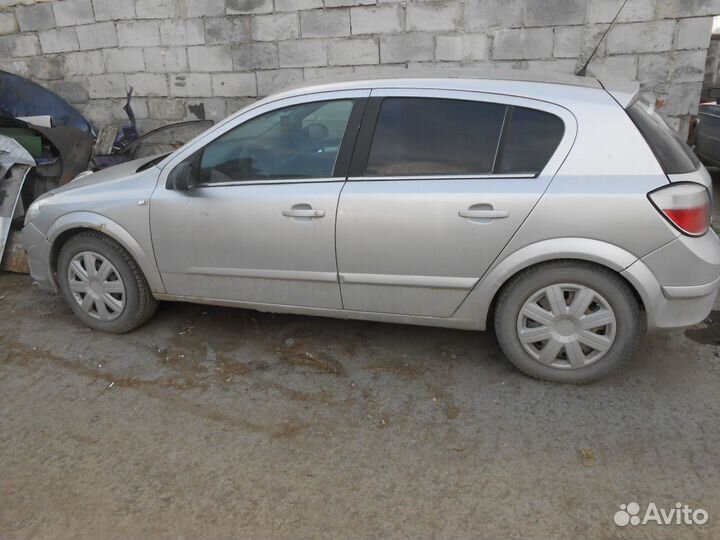 Запчасти на opel астра н