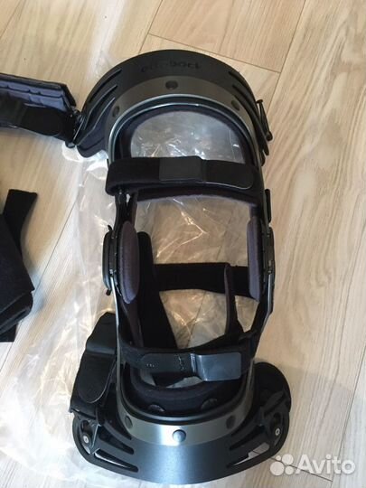 Коленный ортез