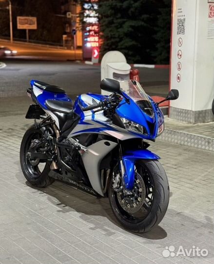 Honda cbr 600 rr