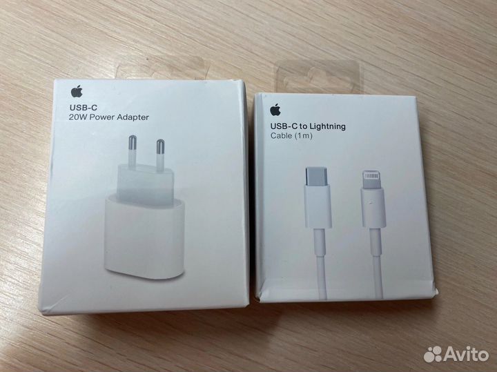 Оригинальная зарядка на iPhone