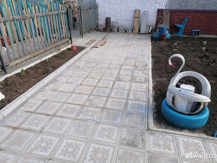 Укладка тротуарной плитки брусчатки бордюров