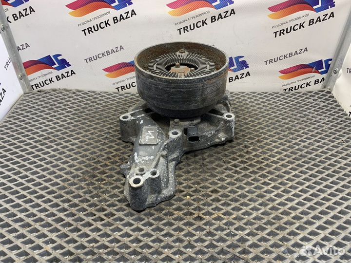 21969183 Насос водяной (помпа)