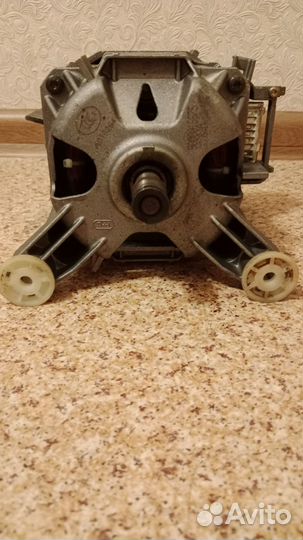 Двигататель стиральной машины