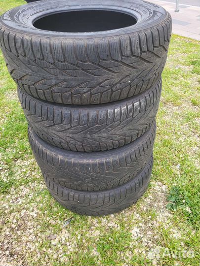 Nokian Tyres Hakkapeliitta R2 SUV 255/60 R18 112R