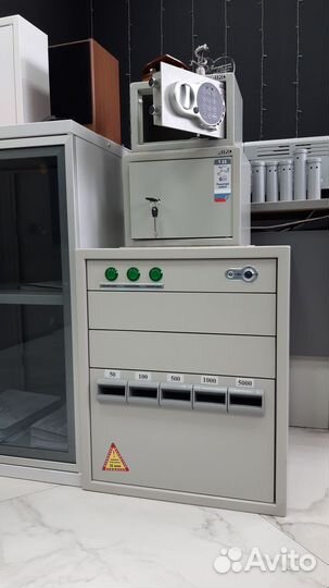 Огнестойкий сейф Topaz BS - T610