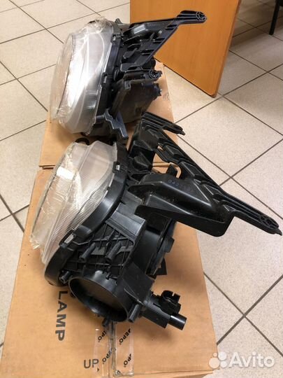 Фары на Nissan Juke