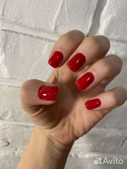 Педикюр с покрытием гель-лаком