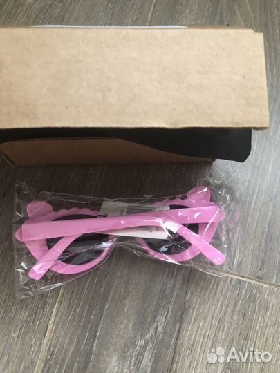 Солнцезащитные очки для девочки