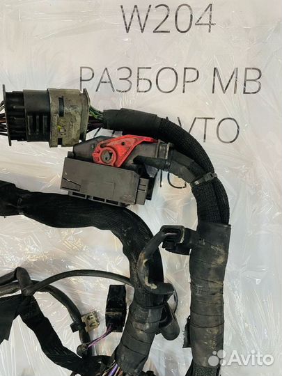 Проводка двигателя Mercedes W204