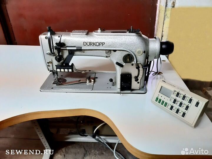 Промышленная зигзаг швейная машина Durkopp 265