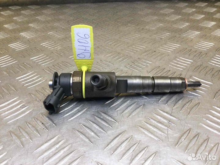 Форсунка Peugeot 307 0445110340 9h06