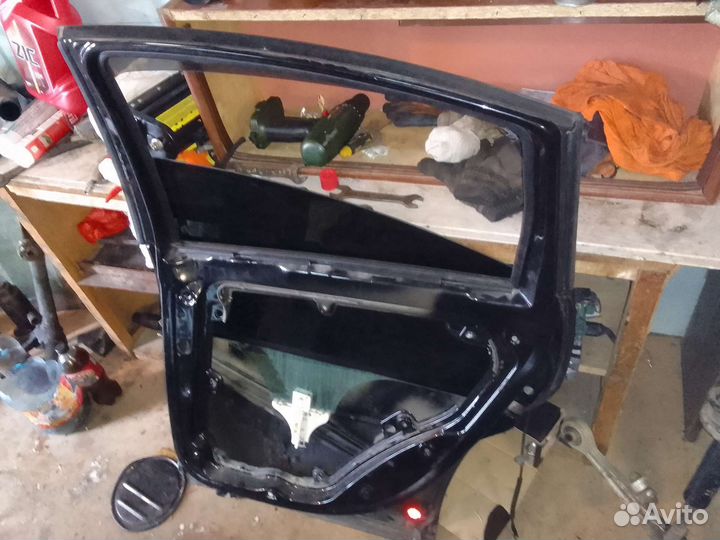 Стекла дверей VW passat b5+