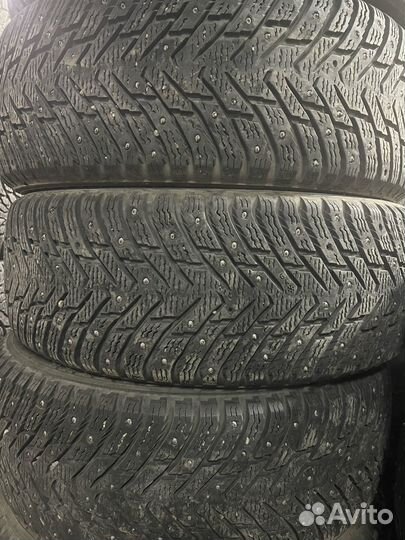 Nokian Tyres Hakkapeliitta 8 215/55 R16