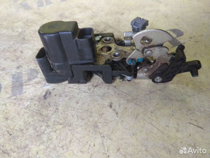 Замок двери задней левой Chevrolet Lacetti