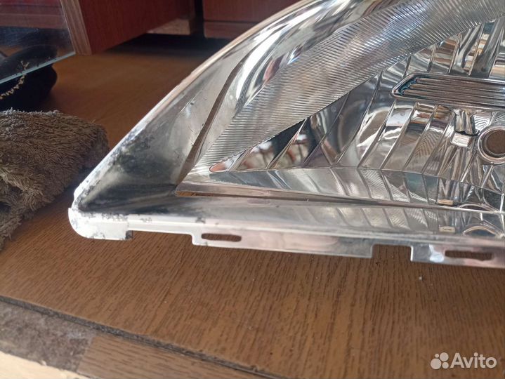 Внутренности фар kia ceed 2011, линзы