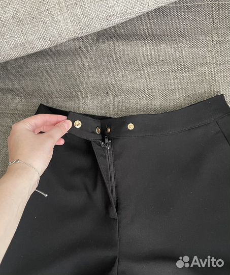 Шорты классические (размер S 42-44)