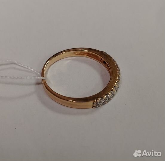 Золотое кольцо с фианитами(16770)