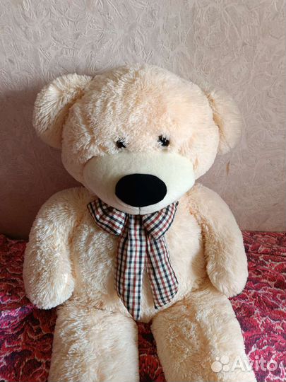 Плюшевый медведь большой 1 м