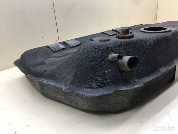 Б/У Б/У Бак топливный 3115038050 Hyundai-KIA