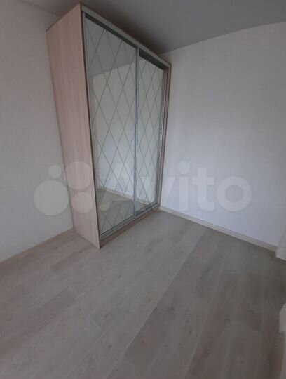 2-к. квартира, 55 м², 3/3 эт.