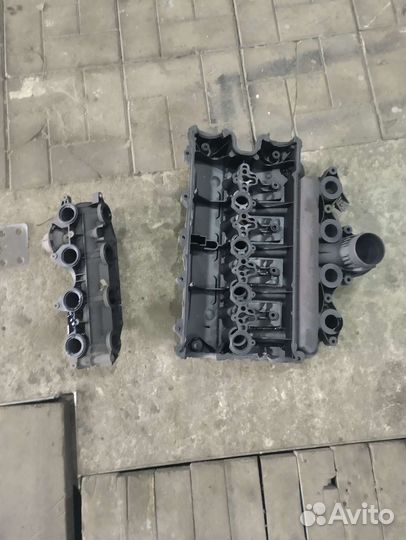 Впускной коллектор