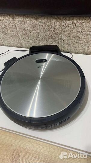 Робот пылесос