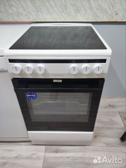Продаëтся электрическая плита Hansa fccws580977