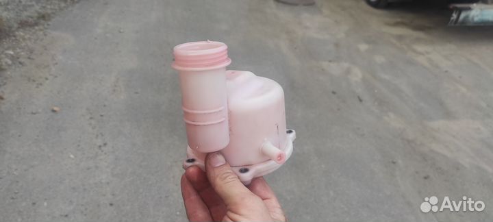 Бачок гур Рено