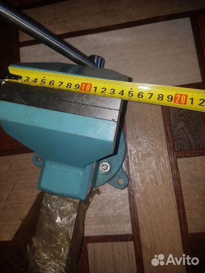 Тиски слесарные поворотные россия