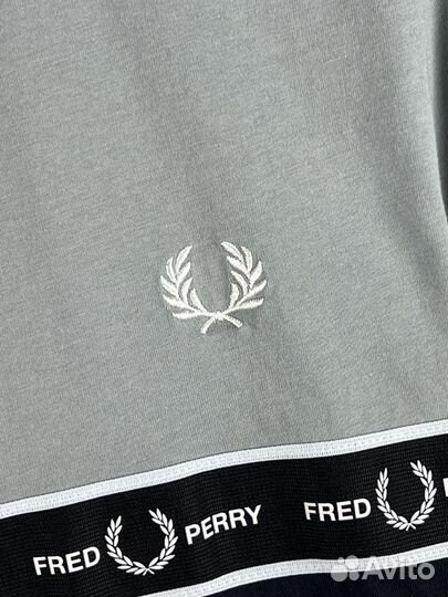 Футболка Fred Perry Арт. 201 Размер S