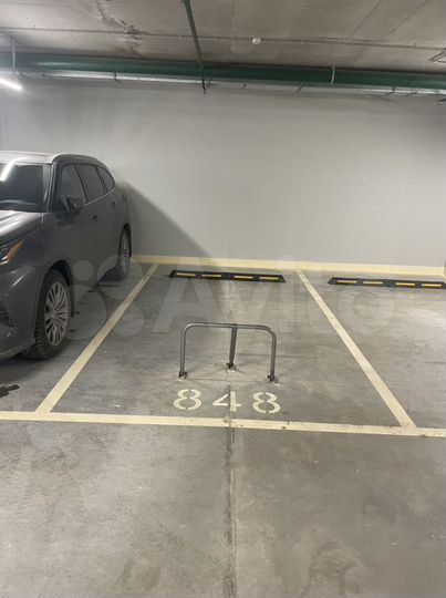 Машиноместо, 14 м²