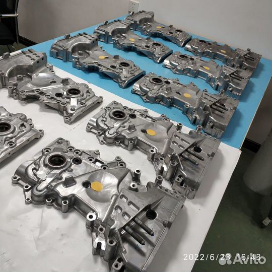 Новая Крышка грм с насосом G4NA