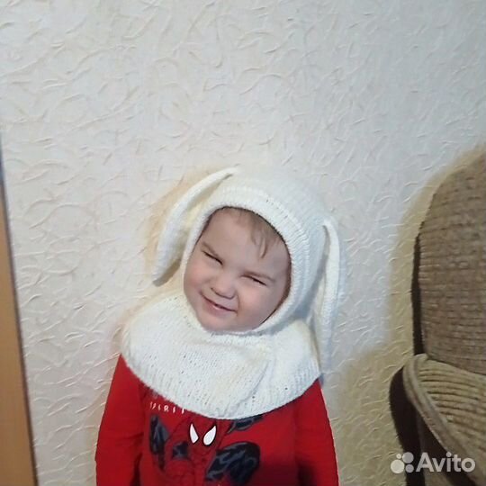 Шапка-шлем с ушками зайца