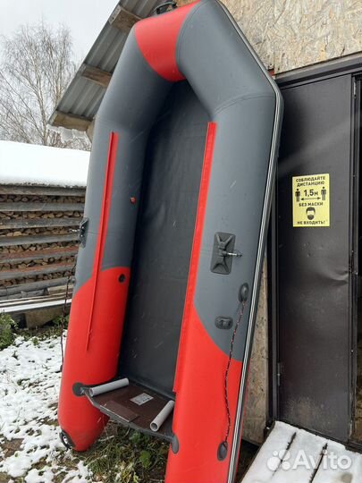 Лодка муссон 3000