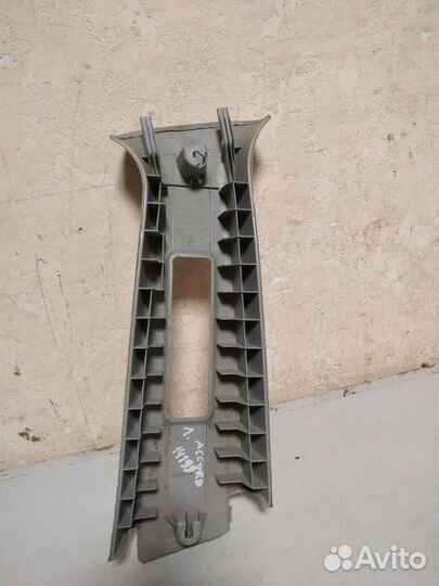 Обшивка стойки левая Honda Accord 7 2003-2008