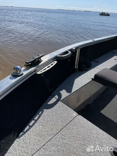 Моторная лодка Windboat 4.0 evo с Tohatsu 18