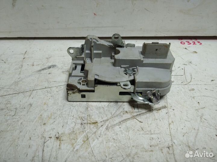 Замок двери Citroen C5 2004-2008