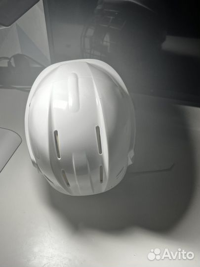 Шлем хоккейный