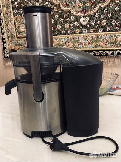 Bork Соковыжималка центробежная