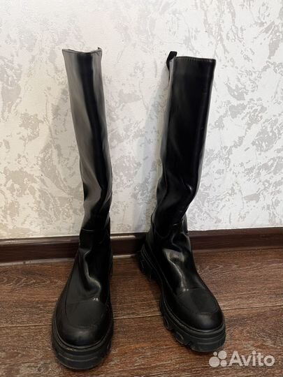 Женские сапоги