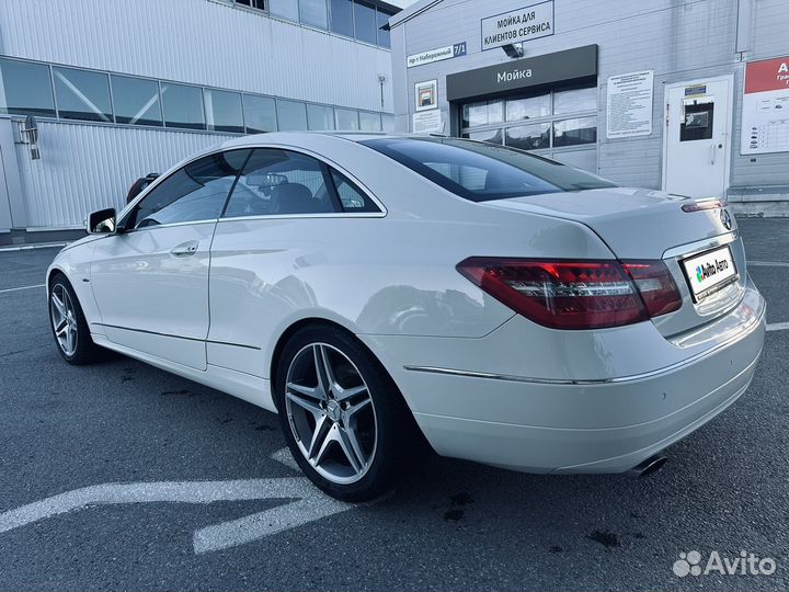 Mercedes-Benz E-класс 1.8 AT, 2010, 245 070 км