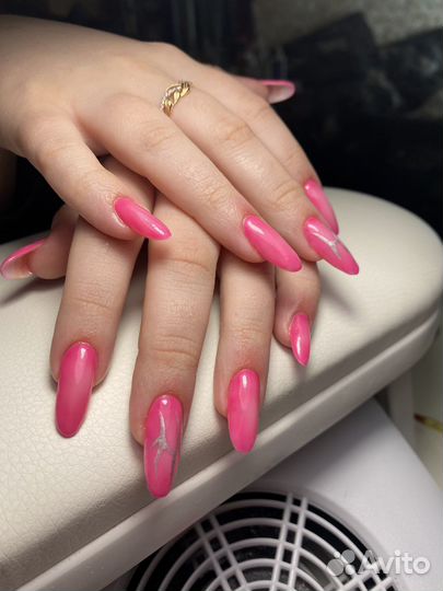 Маникюр на дому