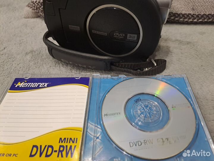 Видеокамера Фотоаппарат Sony DCR-DVD109E